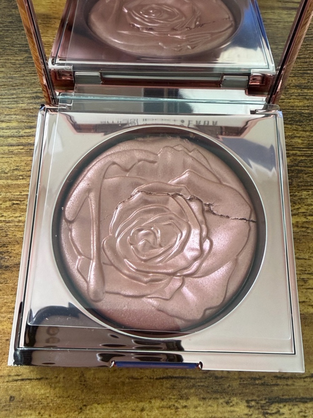 Smashbox Petal Metal Highlighter - Rosemantic - Picture 4 of 4